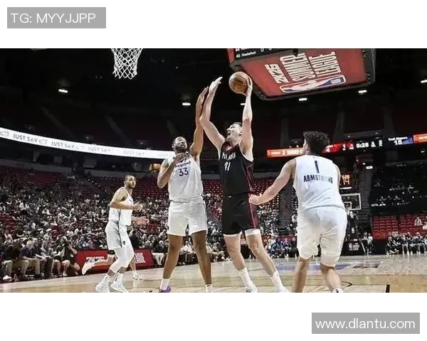 NBA战报:杨瀚森2分2帽,阿夫迪亚29分三双,开拓者114-110险胜马刺 NBA战报:杨瀚森2分2帽,阿夫迪亚29分三双,开拓者114-110险胜马刺